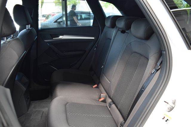 Audi Q5 40TFSI quattro S-tronic LED VirtualCo ACC AHK