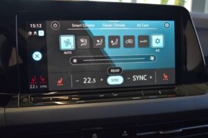 Volkswagen Golf VIII Variant 2.0TDI Life DSG LED ACC VirtCo
