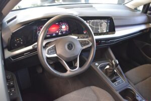 Volkswagen Golf VIII 2.0TDI Variant Life Schalter LED VirtC