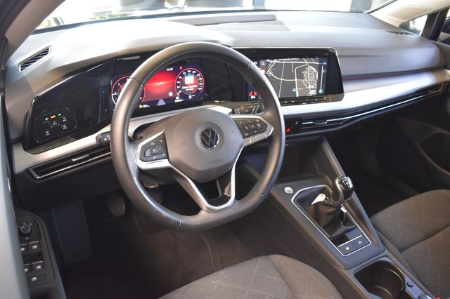 Volkswagen Golf VIII 2.0TDI Variant Life Schalter LED VirtC