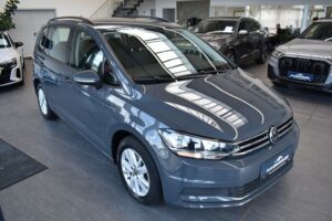 Volkswagen Touran 2.0TDI Comfortline DSG 7-Sitzer Navi DAB
