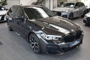BMW 520d Touring xDrive M-Sport LED LiveCo H&K HuD