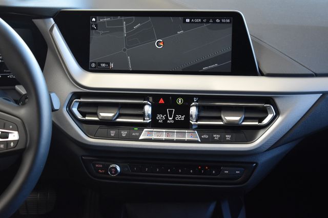 BMW 118d Limo Advantage Aut. LED HUD ACC LiveCockpit