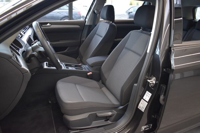 Volkswagen Passat Variant 2.0TDI DSG LED ACC RFKamera LaneA