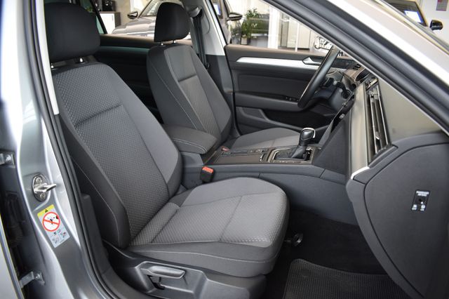 Volkswagen Passat Var. 2.0TDI Comfortline DSG LED ACC RFKam