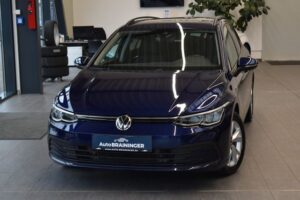 Volkswagen Golf 8 Var 2.0TDI DSG Life LED ActiveInf AHK ACC