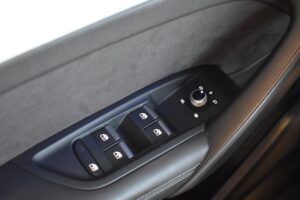 Audi Q5 2.0TDI quattro S-tron. S-Line LED Virtual AIR