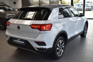 Volkswagen T-Roc 2.0TDI Style Schalter Navi3D AHK PDC DAB