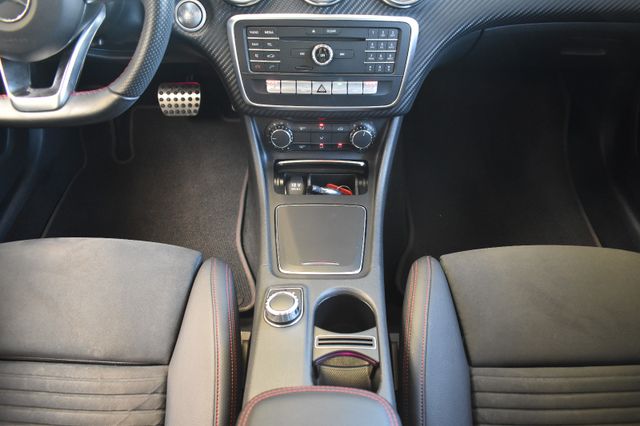 Mercedes-Benz A 220 4Matic Aut. AMG-line LED H&K Alcantara PDC