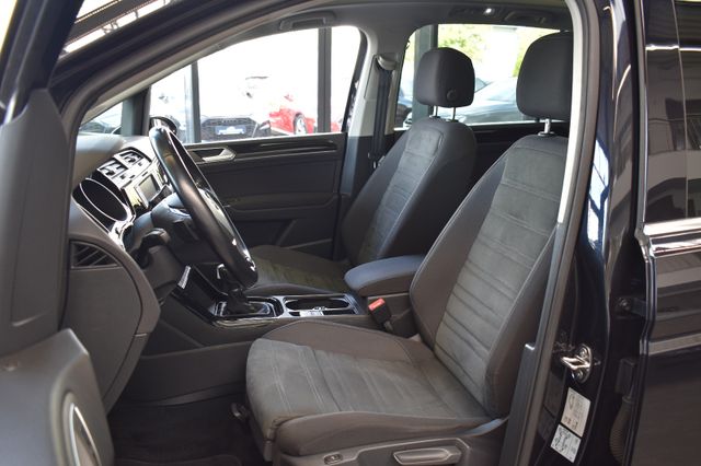 Volkswagen Touran 2.0TDI DSG Highline LED AHK RFK Standhz.