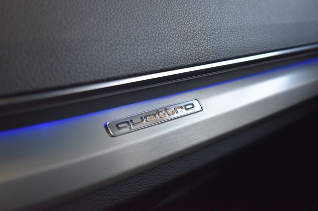 Audi Q5 2.0TDI quattro S-tron. S-Line LED Virtual AIR