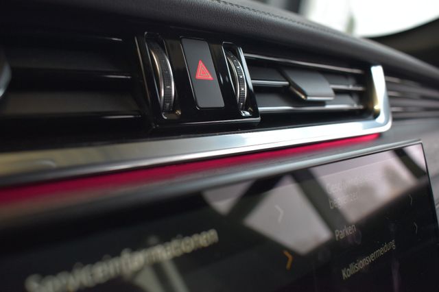 Jaguar F-Pace D165 AWD Aut. LED Leder ACC HuD AHK