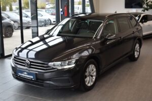 Volkswagen Passat Variant 2.0TDI DSG LED ACC RFKamera DAB