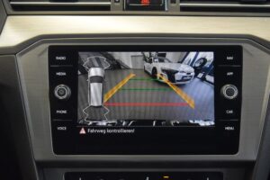 Volkswagen Passat Variant 2.0TDI DSG LED ACC AHK RFKamera