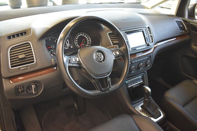 Volkswagen Sharan 2.0TDI DSG Comfortline 7-Sitzer Navi ACC