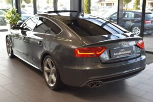 Audi A5 Sportb 2.0TDI quattro S-tronic S-Line MMI ACC