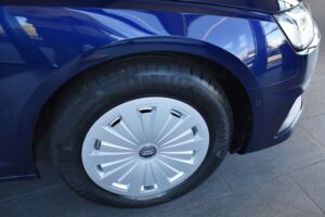 Audi A4 Avant 30TDI S-tronic LED Nav DAB SHZ Tempomat