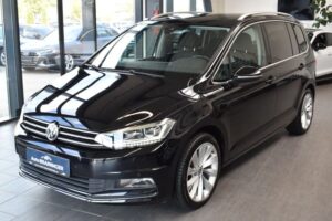 Volkswagen Touran 2.0TDI DSG Highline LED AHK RFK Standhz.