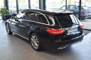 Mercedes-Benz C220d T Aut. Avantgarde LED Distronic Sitzlüftg.