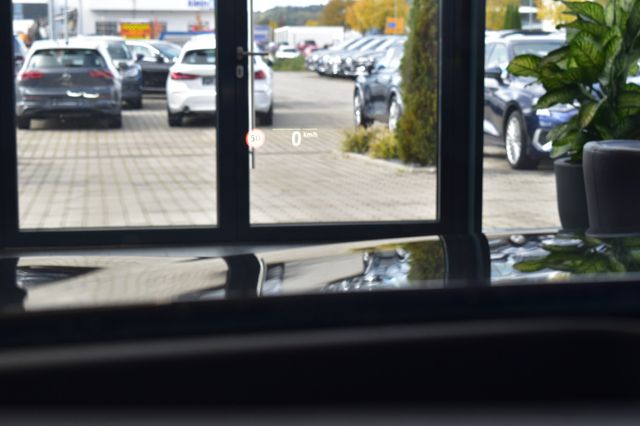 BMW 520d Touring xDrive M-Sport LED LiveCo H&K HuD