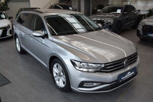 Volkswagen Passat Var. 2.0TDI Comfortline DSG LED ACC RFKam