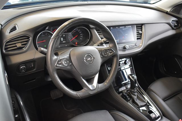 Opel Grandland X 1.5D Aut Ultimate LED Pano ACC Leder