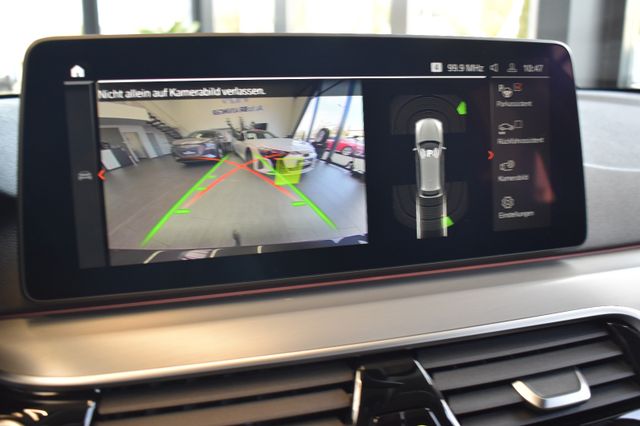 BMW 530d xDrive Touring Steptr. Laser Live HUD Leder