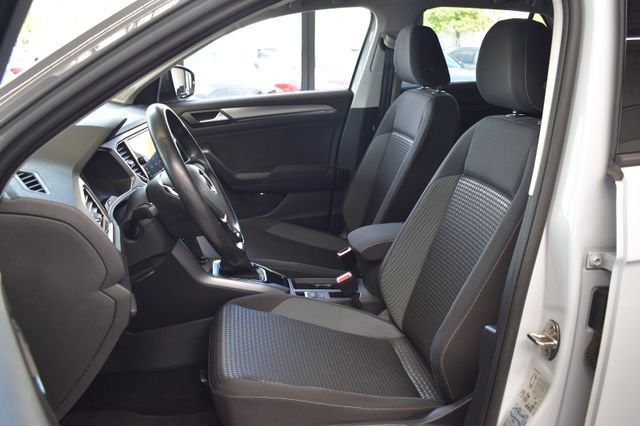 Volkswagen T-Roc 2.0TDI Style Schalter Navi3D AHK PDC DAB