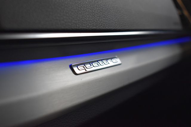 Audi Q5 Sportb. 40TDI quattro S Line OpenSky S-Sitze