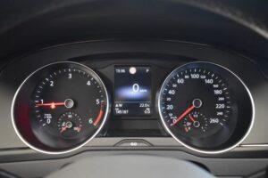 Volkswagen Passat Variant 2.0TDI DSG LED ACC AHK RFKamera