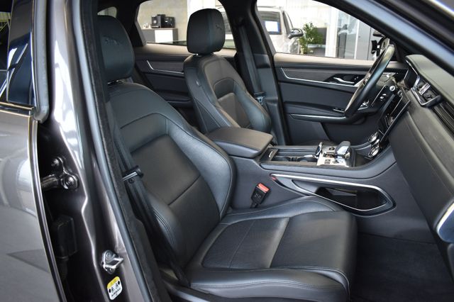 Jaguar F-Pace D165 AWD Aut. LED Leder ACC HuD AHK