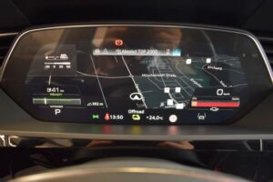 Audi Q8 e-tron 50 quattro S-Line Matrix HUD VirtualC.