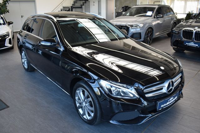 Mercedes-Benz C220d T Aut. 4Matic Avantgarde LED AHK Pano Navi