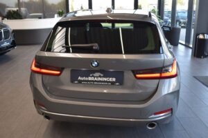 BMW 320d Touring Aut. LED CurvedD HeadUp AHK RFK LCI