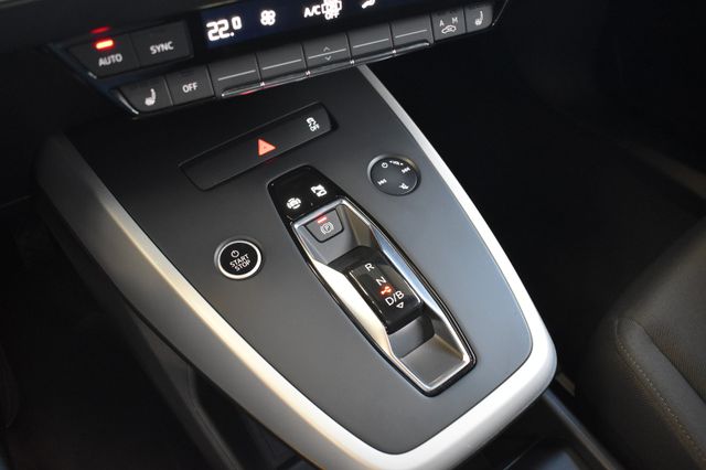 Audi Q4 e-tron 35 Matrix HUD ACC RFK Keyless VirtualC