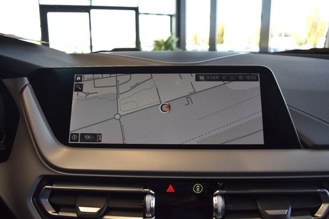 BMW 118d Limo Advantage Aut. LED HUD ACC LiveCockpit