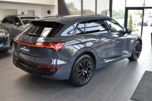 Audi Q8 e-tron 50 quattro S-Line Matrix HUD VirtualC.