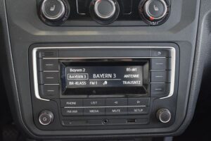 Volkswagen Caddy Maxi Kasten 2.0TDI PDC AHK Klima Sitzheiz.