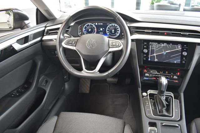 Volkswagen Arteon 2.0TDI Shooting Brake DSG LED LiveCo ACC