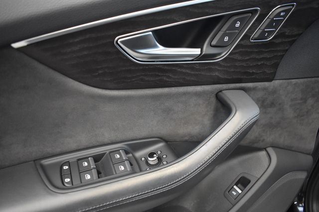 Audi Q7 45TDI quattro tiptron. Matrix Virtual HUD ACC