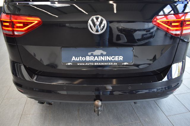 Volkswagen Touran 2.0TDI DSG Highline LED AHK RFK Standhz.