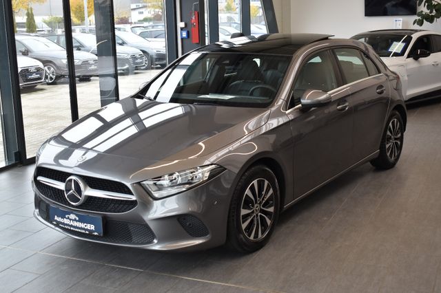 Mercedes-Benz A 180d 8G-DCT Panorama DAB CarPlay RFKam SHZ
