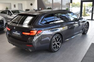 BMW 520d Touring xDrive M-Sport LED LiveCo H&K HuD