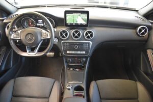Mercedes-Benz A 220 4Matic Aut. AMG-line LED H&K Alcantara PDC