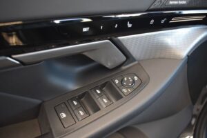 BMW 520d Limo xDrive Aut. M Sport LED Curved HUD 19"