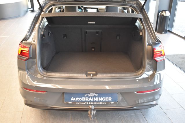 Volkswagen Golf 8 Limo Life LED LiveC AHK RFKamera ACC Lane