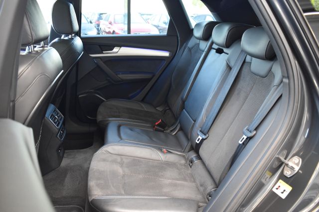 Audi Q5 2.0TDI quattro S-tron. S-Line LED Virtual AIR