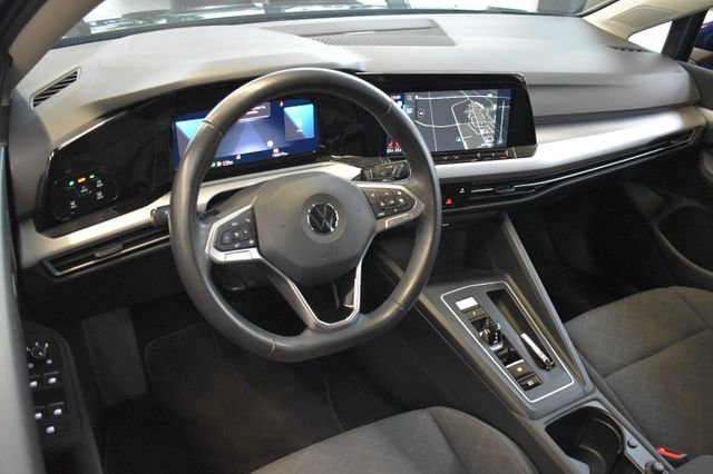 Volkswagen Golf 8 Var 2.0TDI DSG Life LED ActiveInf AHK ACC