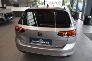Volkswagen Passat Var. 2.0TDI Comfortline DSG LED ACC RFKam