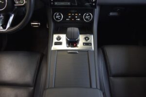 Jaguar F-Pace D165 AWD Aut. LED Leder ACC HuD AHK